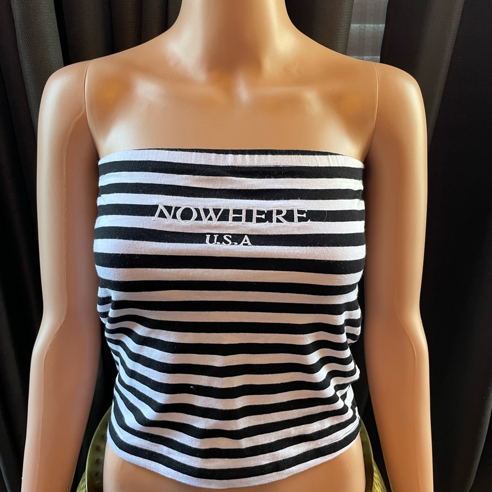 Forever 21 Black and white stripes tube top size large